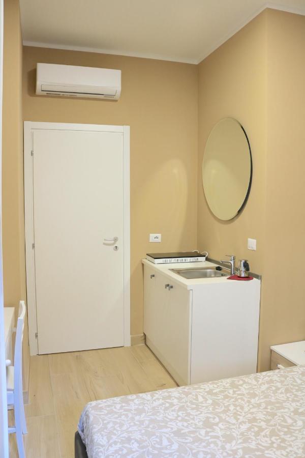 Portello Double Rooms Flat - 3 People Милан Экстерьер фото